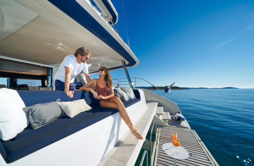 catamaran-lagoon-sixty-5